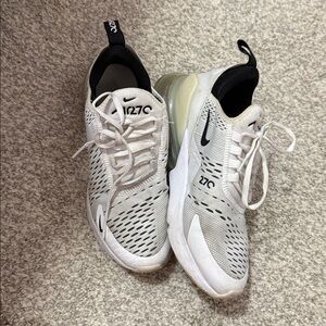 Nike Women’s Air Max 270